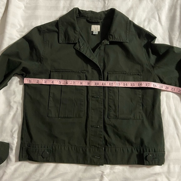 A new day forest green jacket - Picture 4 of 9